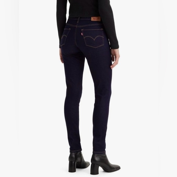 Levi's Women's 311 Shaping Skinny Jeans Size 26 Dark wash - Picture 2 of 11